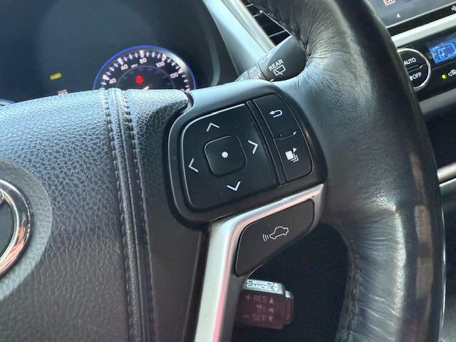 Toyota Highlander Hybrid Limited AWD 2014 Toyota Highlander Hybrid Limited AWD 2014