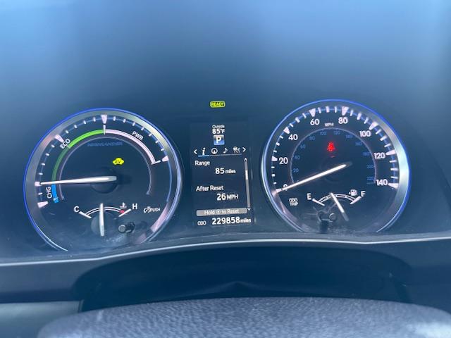 Toyota Highlander Hybrid Limited AWD 2014 Toyota Highlander Hybrid Limited AWD 2014