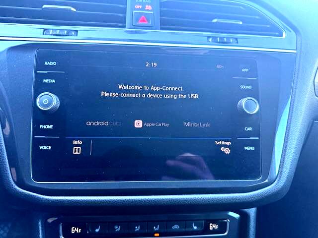 Volkswagen Tiguan SE 2018