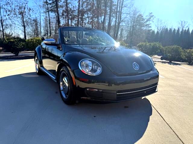Volkswagen Beetle 2.5L Convertible 2013