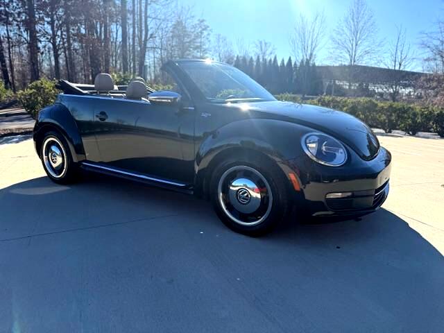 Volkswagen Beetle 2.5L Convertible 2013