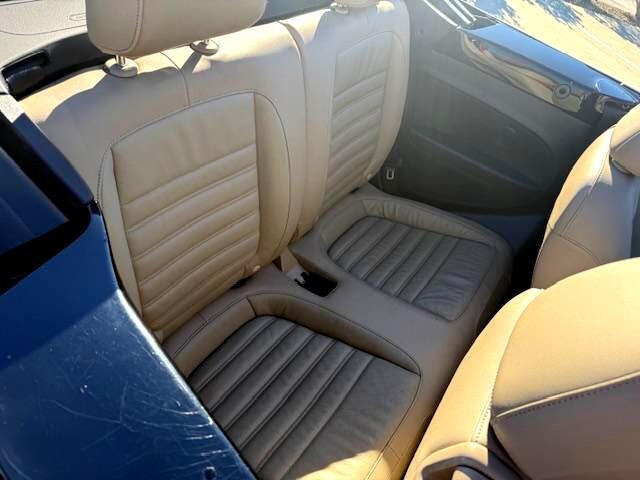 Volkswagen Beetle 2.5L Convertible 2013