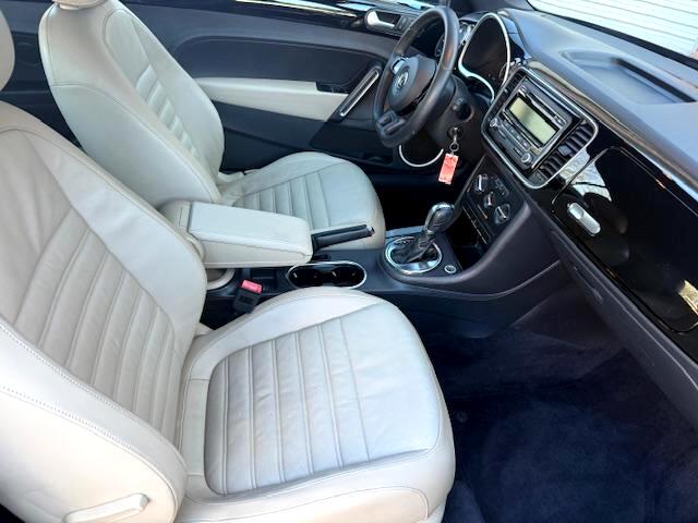 Volkswagen Beetle 2.5L Convertible 2013