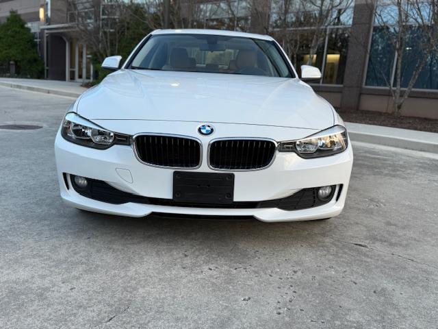 BMW 3-Series 320i Sedan 2013