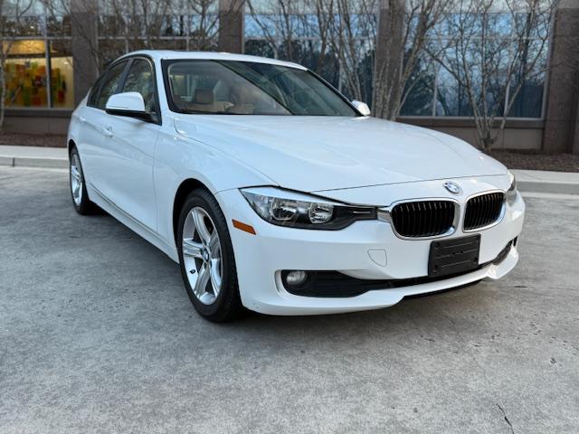 BMW 3-Series 320i Sedan 2013