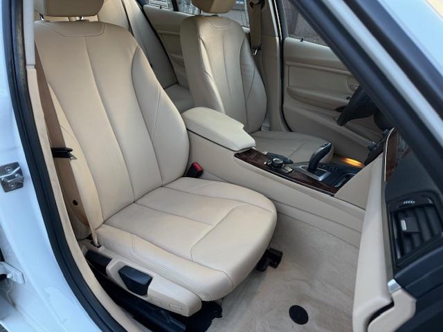 BMW 3-Series 320i Sedan 2013