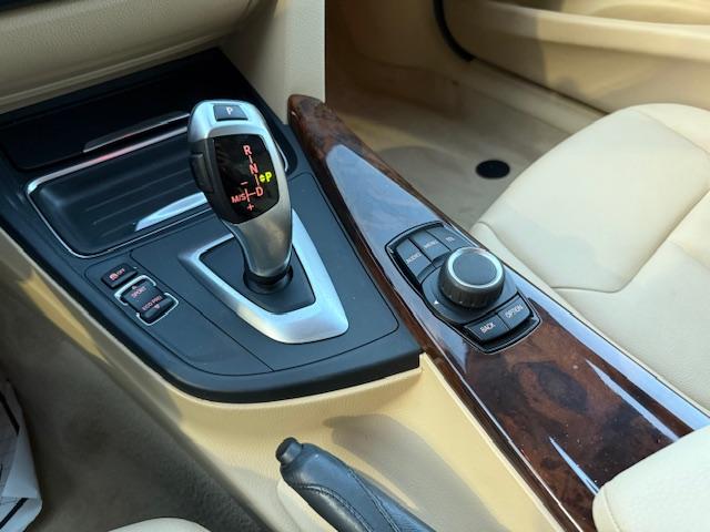 BMW 3-Series 320i Sedan 2013