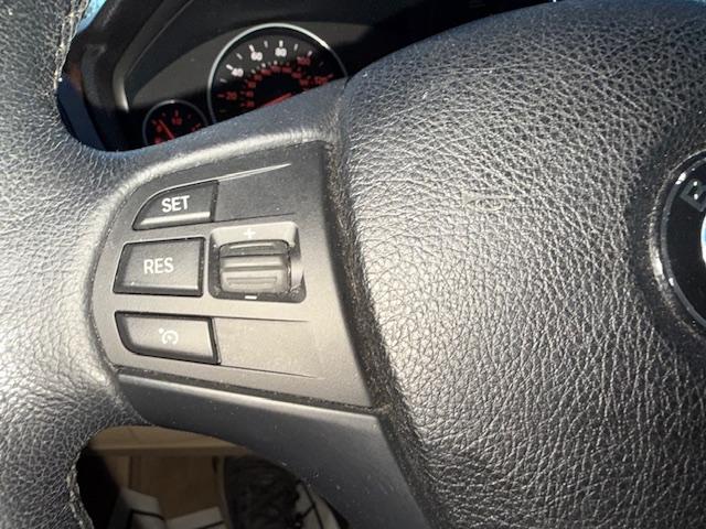 BMW 3-Series 320i Sedan 2013