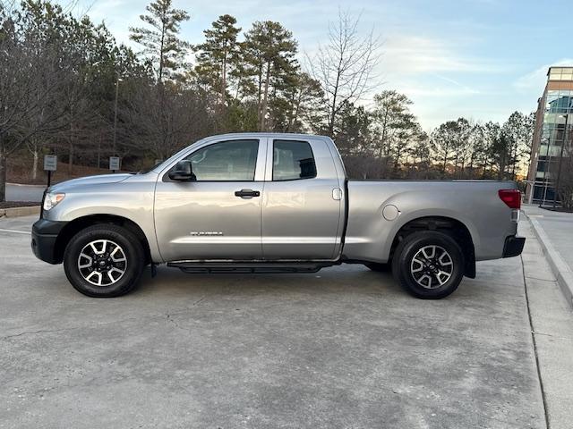 Toyota Tundra Tundra-Grade Double Cab 4.0L 2WD 2012