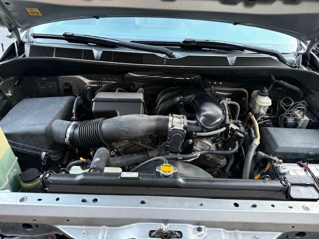 Toyota Tundra Tundra-Grade Double Cab 4.0L 2WD 2012