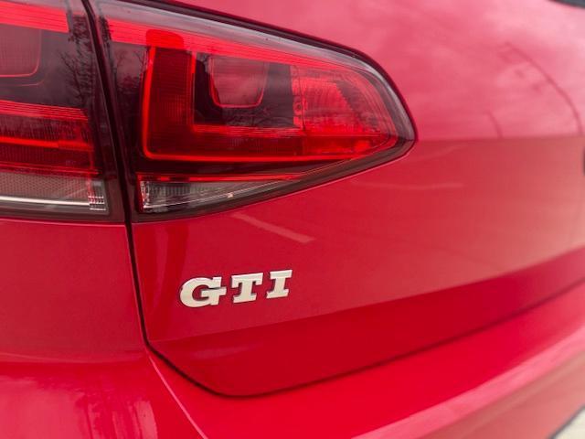 Volkswagen GTI S 6M 4-Door 2015