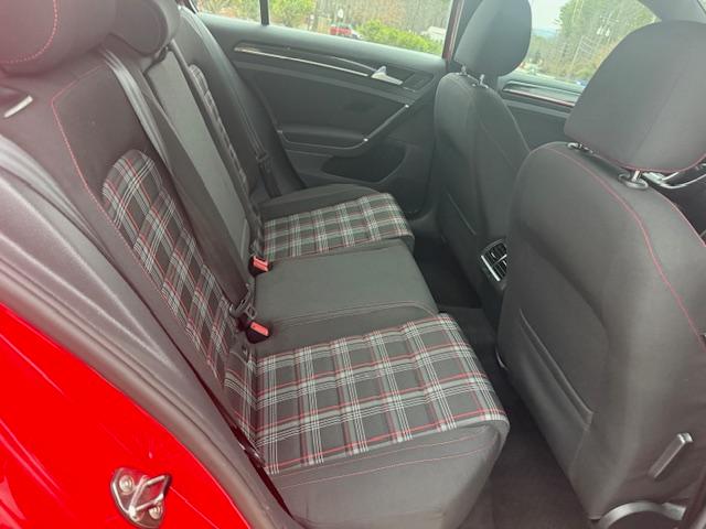 Volkswagen GTI S 6M 4-Door 2015