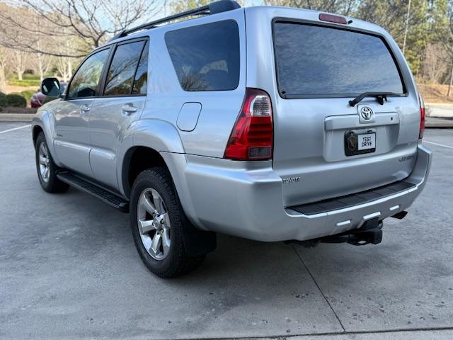 Toyota 4Runner Limited 2WD V8 2006