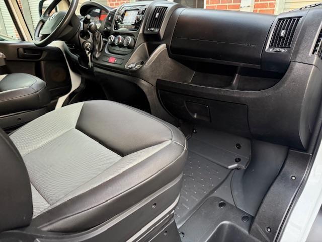 RAM Promaster 1500 Low Roof Tradesman 136-in. WB 2019