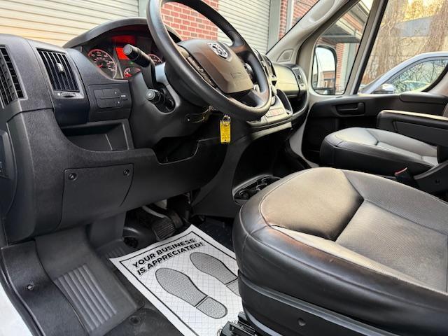 RAM Promaster 1500 Low Roof Tradesman 136-in. WB 2019