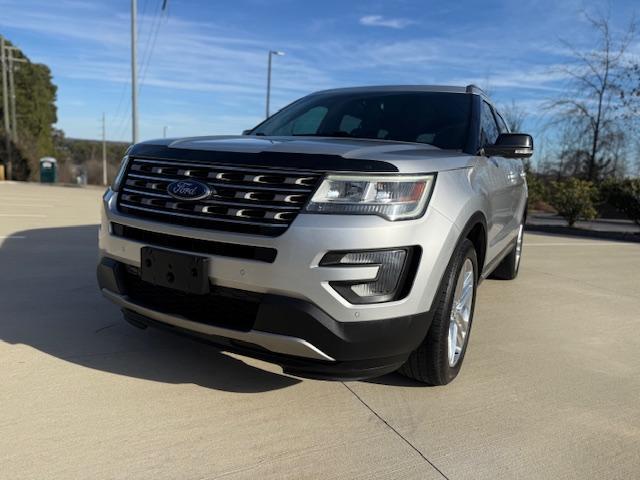 Ford Explorer XLT FWD 2017