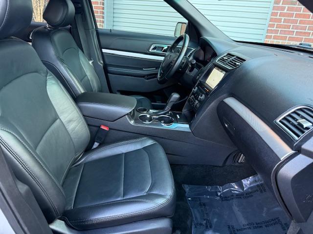 Ford Explorer XLT FWD 2017