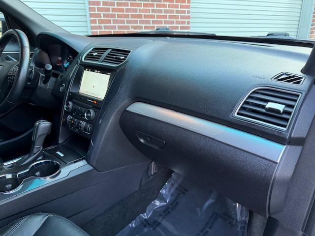 Ford Explorer XLT FWD 2017