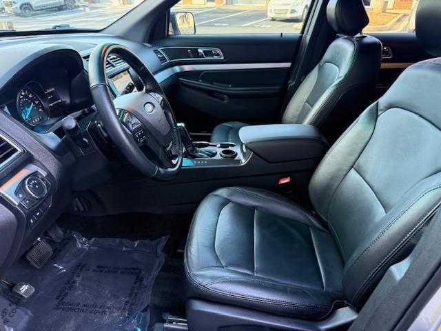 Ford Explorer XLT FWD 2017