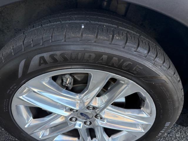 Ford Explorer XLT FWD 2017