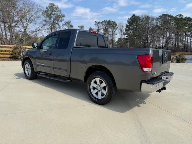 Nissan Titan SE King Cab 2WD SWB 2008