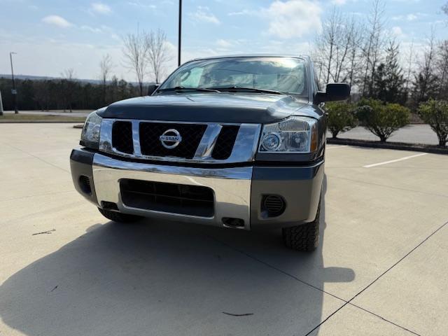 Nissan Titan SE King Cab 2WD SWB 2008