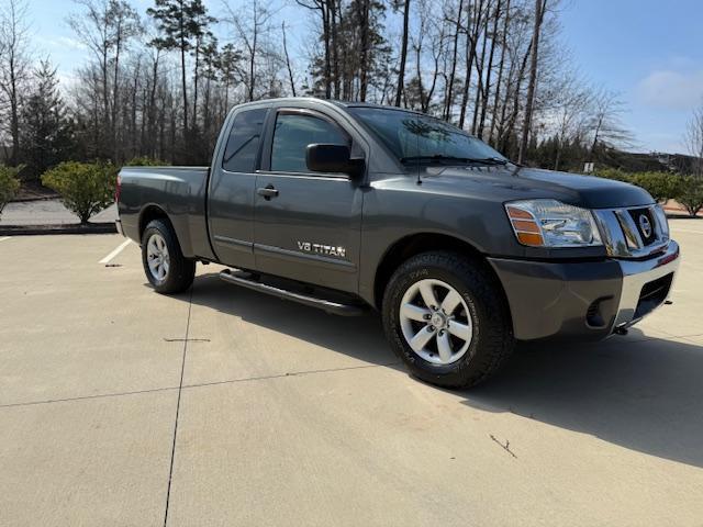 Nissan Titan SE King Cab 2WD SWB 2008