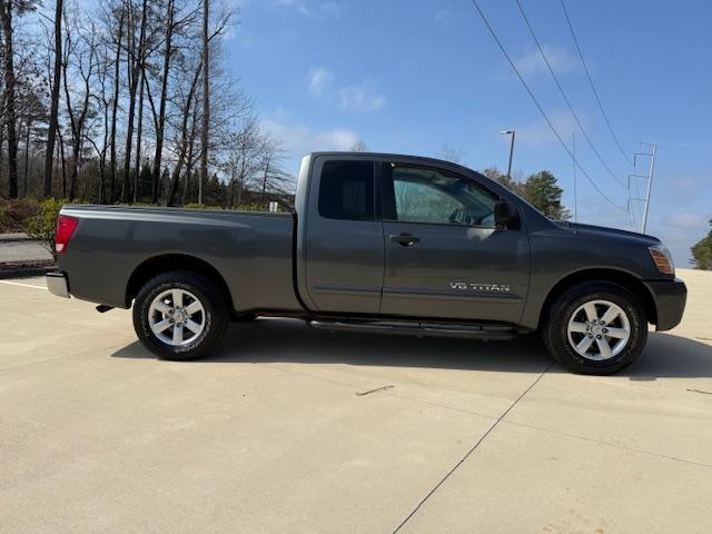 Nissan Titan SE King Cab 2WD SWB 2008