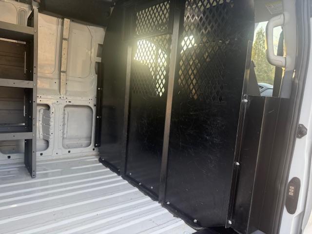 Ford Transit 250 Van Low Roof w/Sliding Pass. 130-in. WB 2018