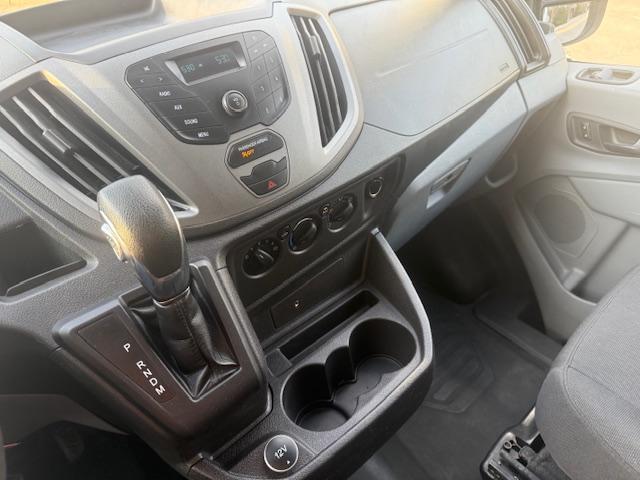 Ford Transit 250 Van Low Roof w/Sliding Pass. 130-in. WB 2018