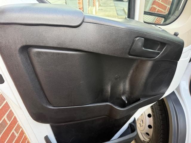 RAM Promaster 1500 Low Roof Tradesman 136-in. WB 2018