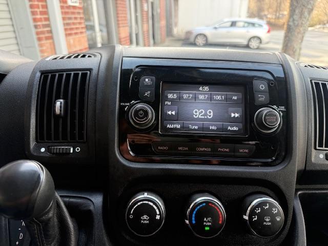 RAM Promaster 1500 Low Roof Tradesman 136-in. WB 2018