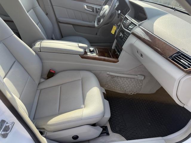 Mercedes-Benz E-Class E350 BlueTEC Sedan 2013