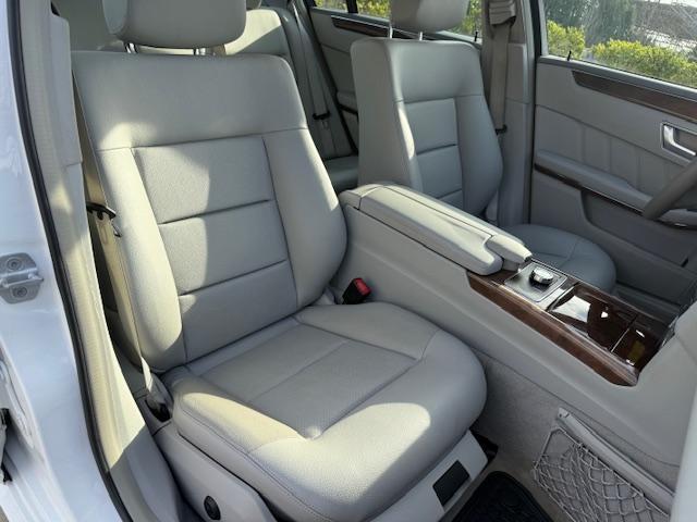 Mercedes-Benz E-Class E350 BlueTEC Sedan 2013