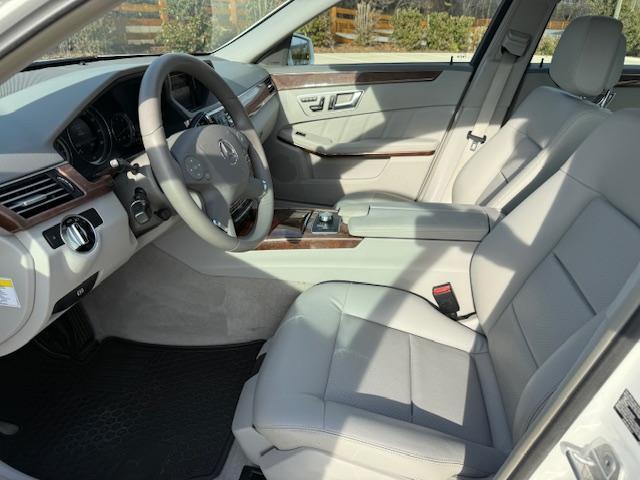 Mercedes-Benz E-Class E350 BlueTEC Sedan 2013