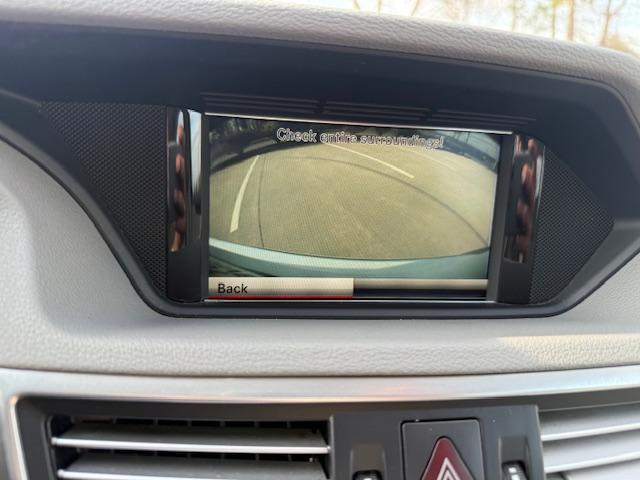 Mercedes-Benz E-Class E350 BlueTEC Sedan 2013