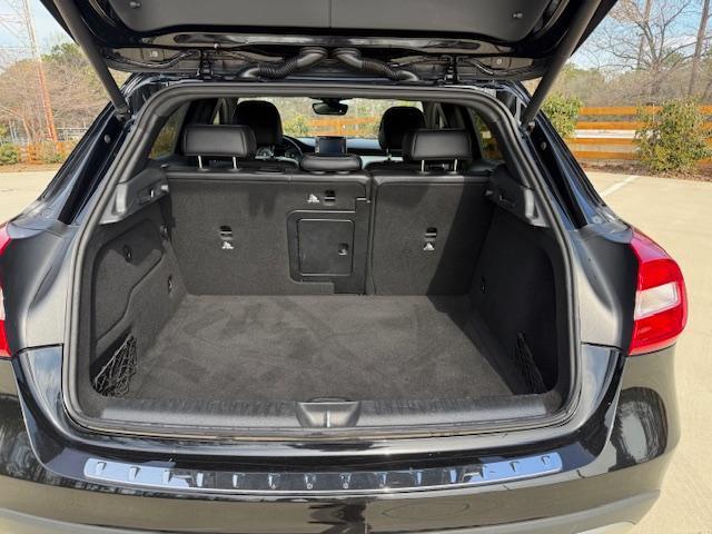 Mercedes-Benz GLA-Class GLA250 2016