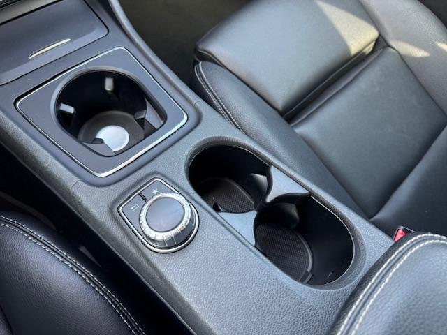 Mercedes-Benz GLA-Class GLA250 2016