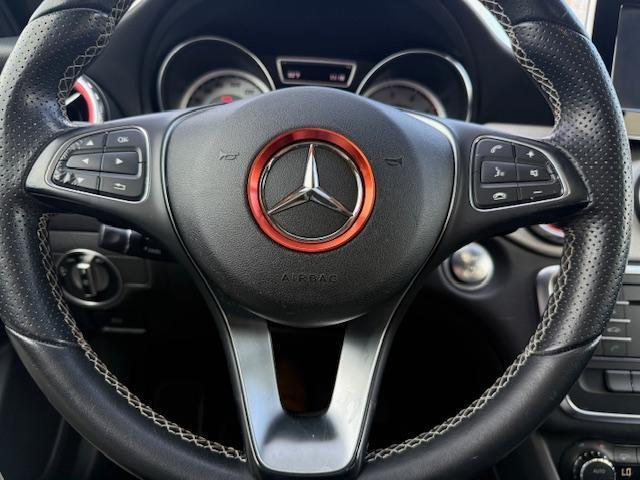 Mercedes-Benz GLA-Class GLA250 2016