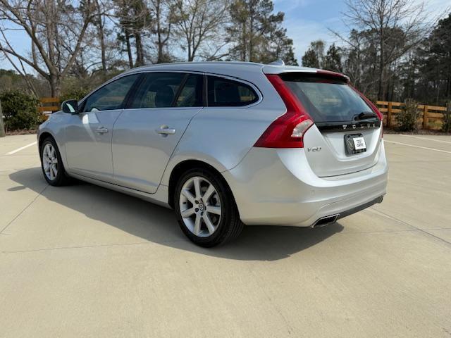 Volvo V60 T5 Premier FWD 2017