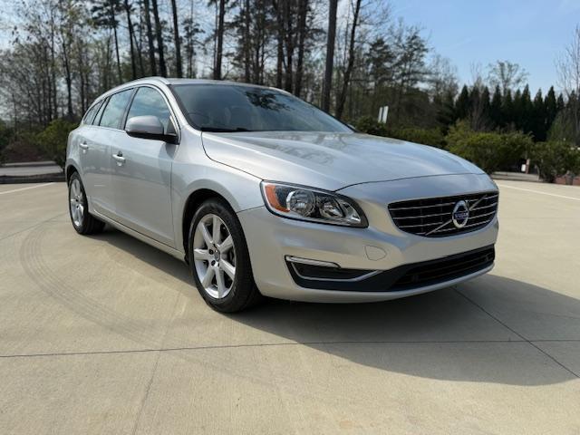 Volvo V60 T5 Premier FWD 2017