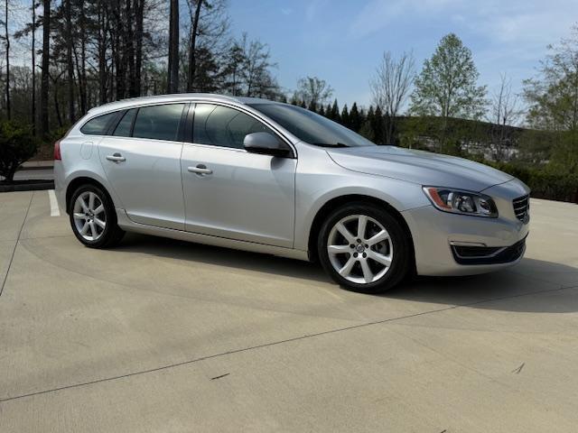 Volvo V60 T5 Premier FWD 2017