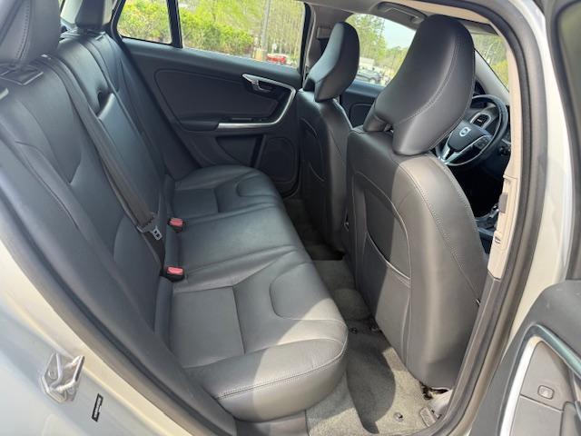 Volvo V60 T5 Premier FWD 2017