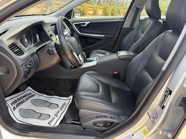 Volvo V60 T5 Premier FWD 2017