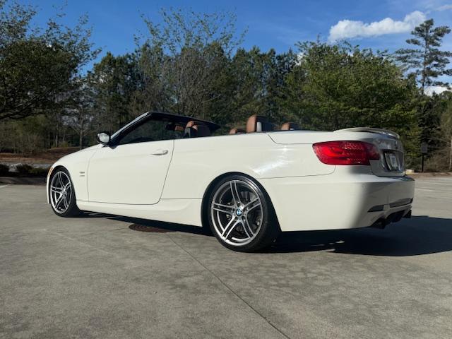 BMW 3-Series 335is 2D Convertible 2011