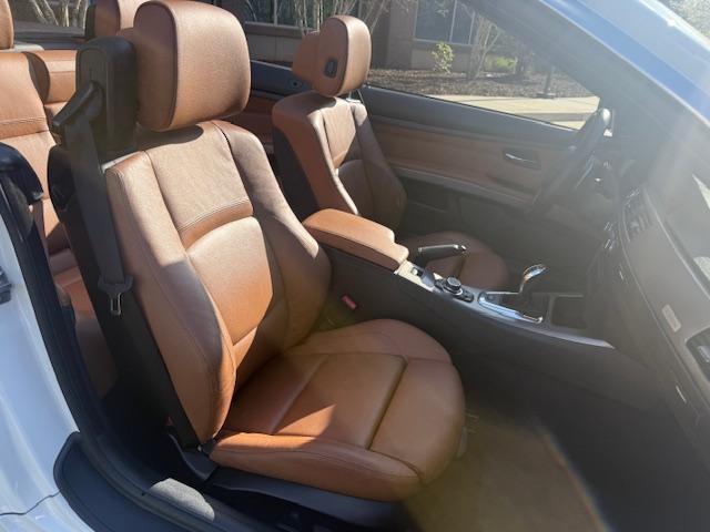 BMW 3-Series 335is 2D Convertible 2011