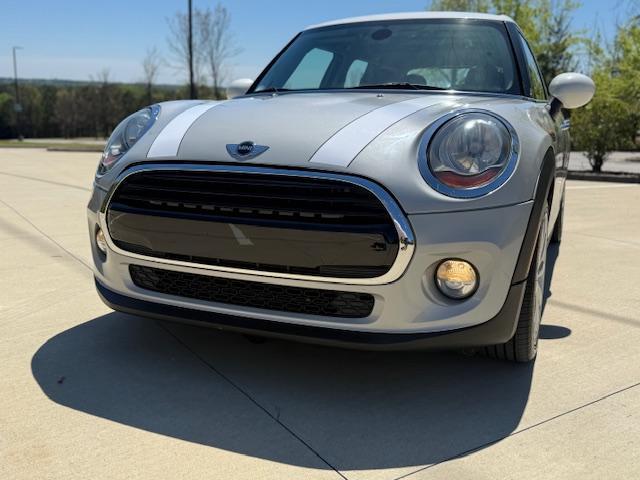 MINI Cooper 4-Door 2017