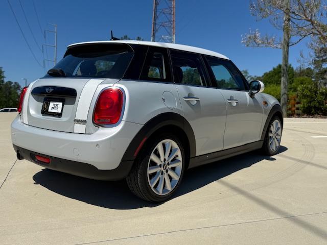 MINI Cooper 4-Door 2017