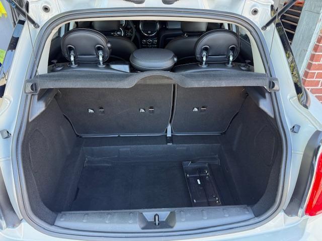 MINI Cooper 4-Door 2017