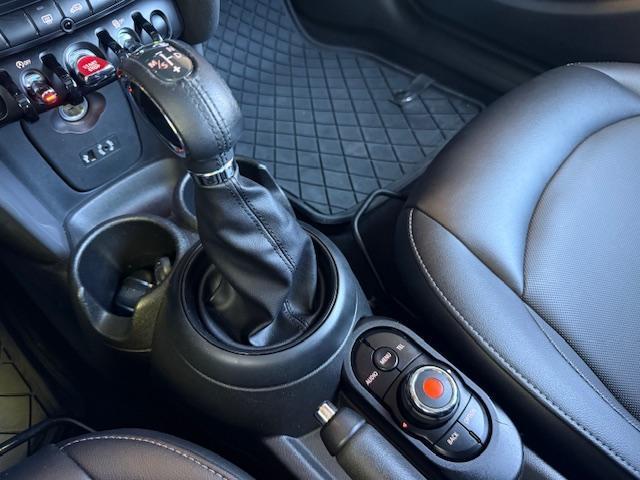 MINI Cooper 4-Door 2017